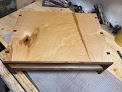 Negocio Custom Cut Woodworks
