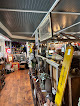 Negocio Metal & Wood Vintage Finds