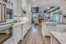 Negocio Sole Design Cabinetry / Cowan & Sons Woodworking