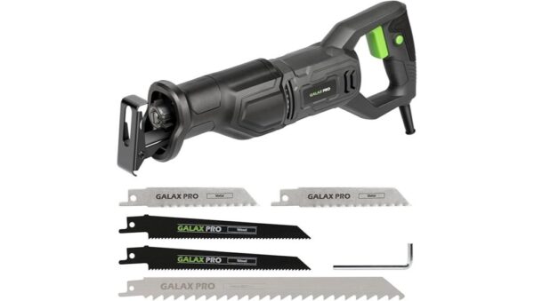 powerful and versatile saw